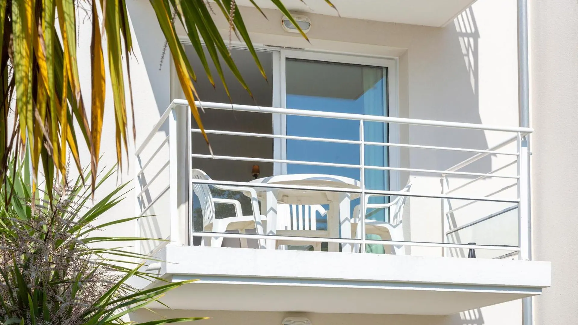 Beg Meil Centre, 300 M De La Plage Fouesnant 0*,