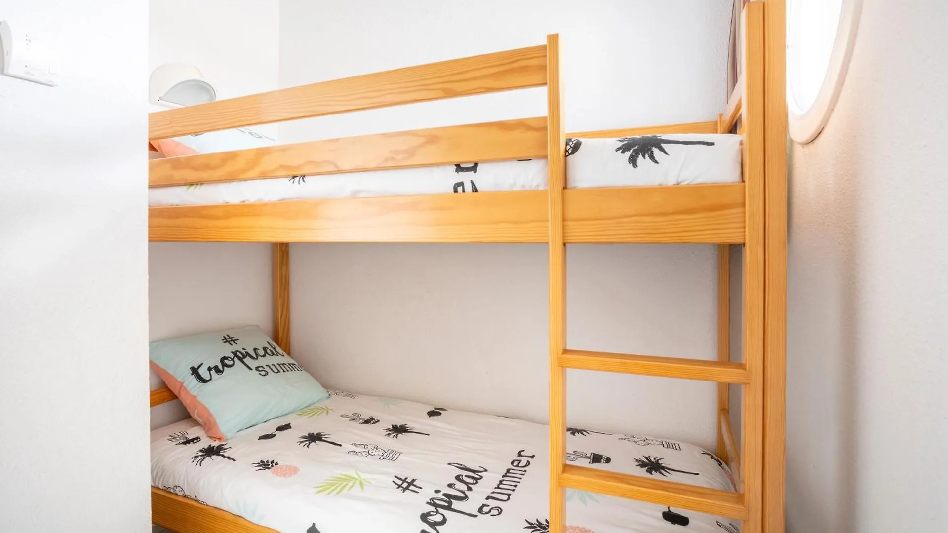 Beg Meil Centre, 300 M De La Plage Fouesnant Apartman